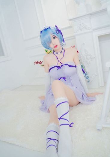 欧美慵懒风穿搭_欧美在线观看