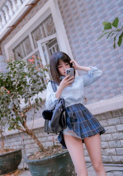欧美制服丝袜资源网_DVD免费全集观看