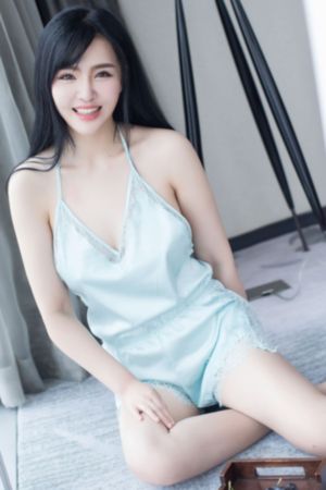 黑白配精品欧美视频_高清高清视频播放